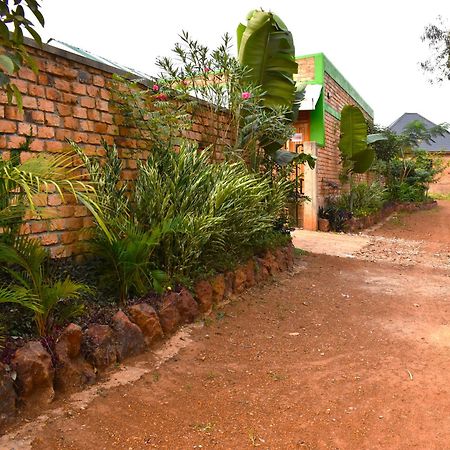 Iziba Lodge - Hoima Εξωτερικό φωτογραφία
